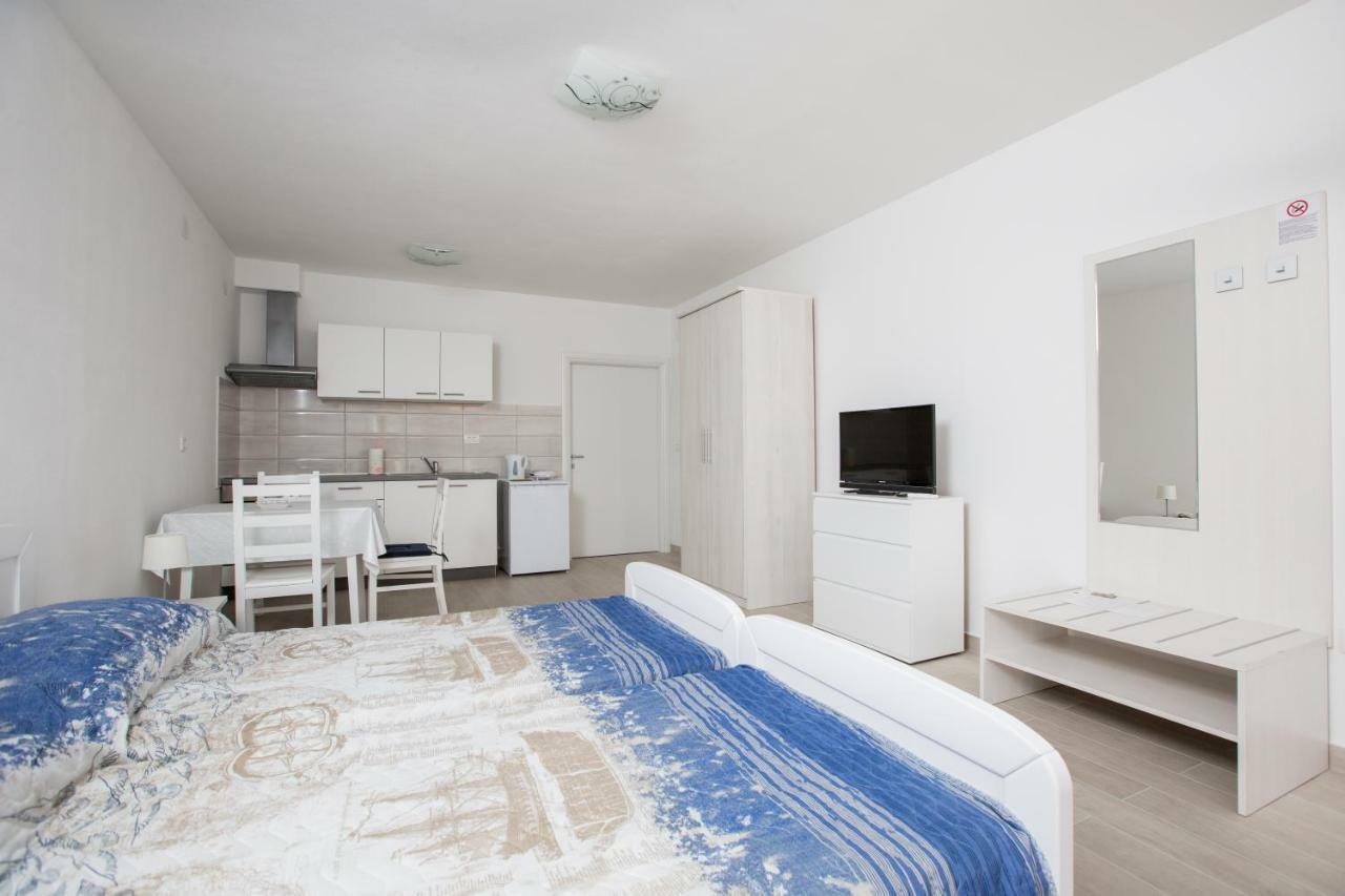 Ve-ro Apartament *